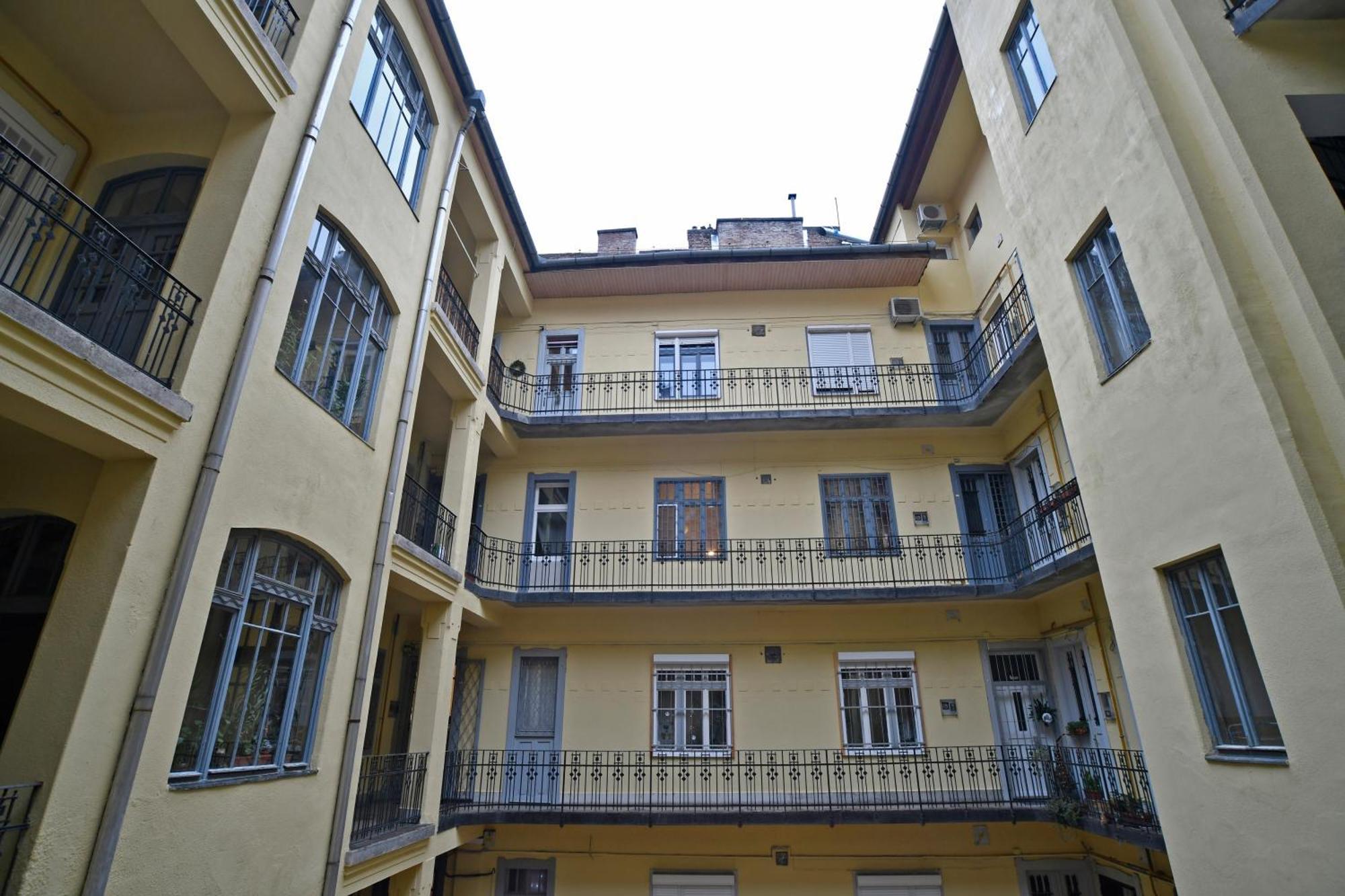 דירות בודפשט Luxuryflat Near Centre On118 Sqm, 3Br,2Bth,8Bed,Ac מראה חיצוני תמונה
