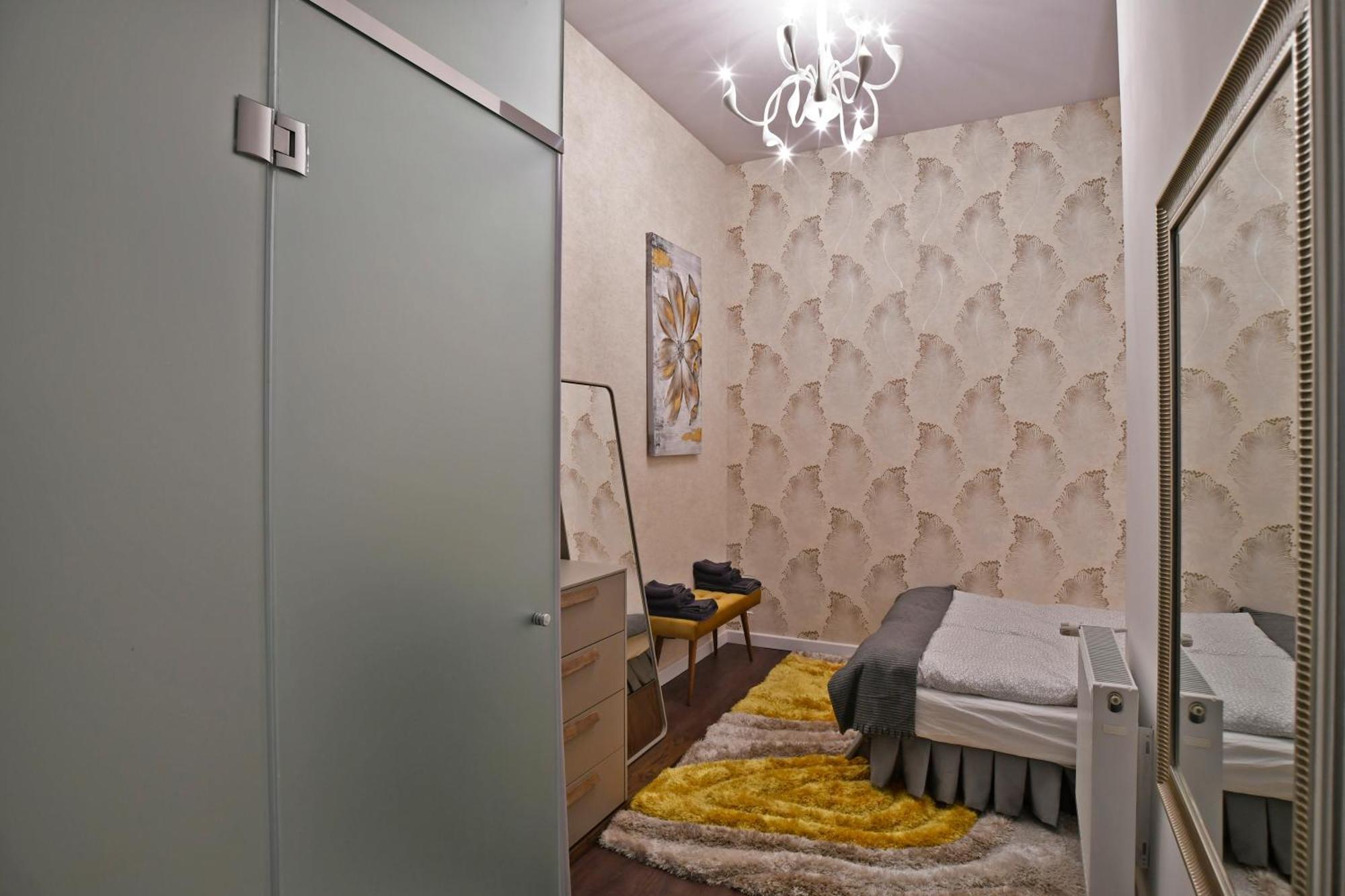 דירות בודפשט Luxuryflat Near Centre On118 Sqm, 3Br,2Bth,8Bed,Ac מראה חיצוני תמונה